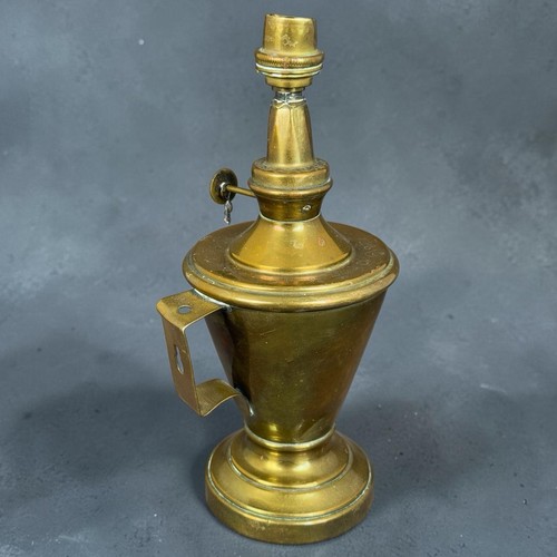 Ancienne lampe pigeon conique - ancienne,