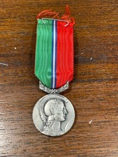 Médaille du Travail Syndicat Général du Commerce et de L'Industrie (8-44)