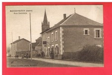 CPA - ROCHETOIRIN -  38 -  RUE CENTRALE - CAFE POULET -  MOTO SIDECAR - VOITURE