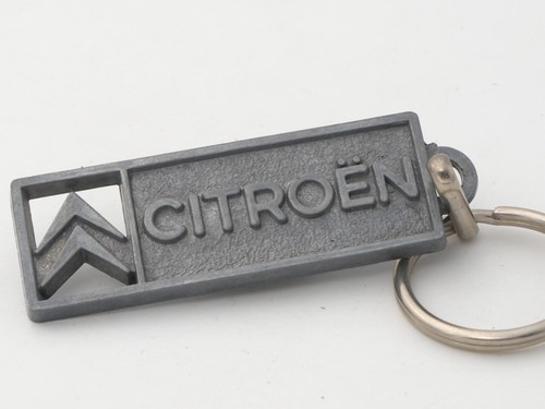 Porte clés ancien key fob - porte,