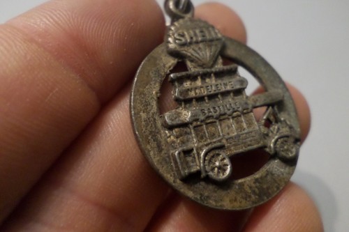 Porte clef car - clef, key-ring