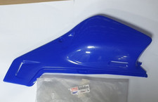 CARENAGE FLANC DROIT BLEU