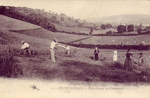 Cpa bourgogne nivernais - en,