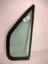 Custode avant gauche (porte)