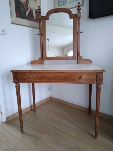 Coiffeuse ancienne avec - , miroir