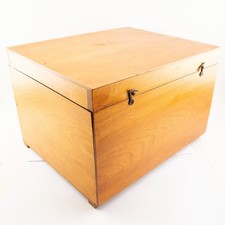 Coffre en bois pour chambre noire (pellicule/papier) / Darkroom paper film safe