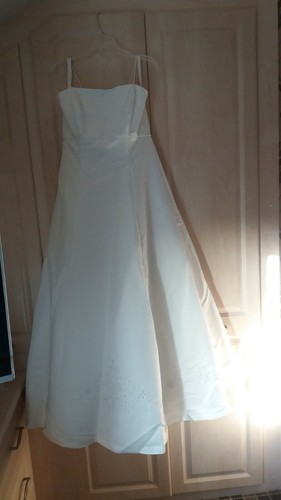 Robe mariée sans marques - robe,