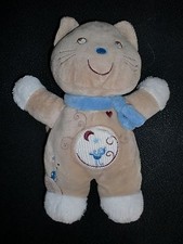 doudou peluche chat beige et bleu brodé oiseau coeur POMMETTE 21cm