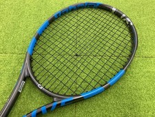 Raquette de tennis rigide