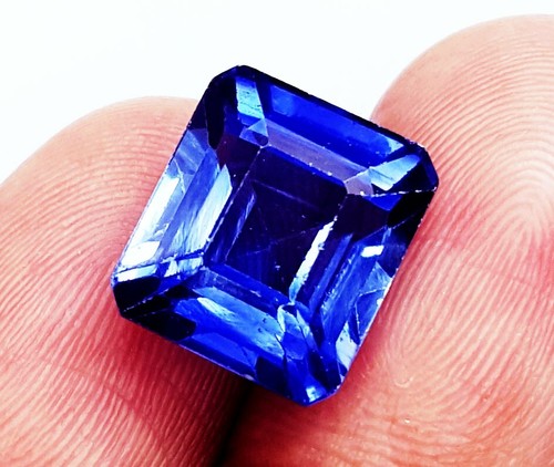 Saphir bleu naturel - 9,35, ct