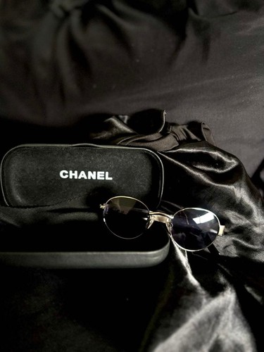 Lunettes soleil chanel - lunettes,