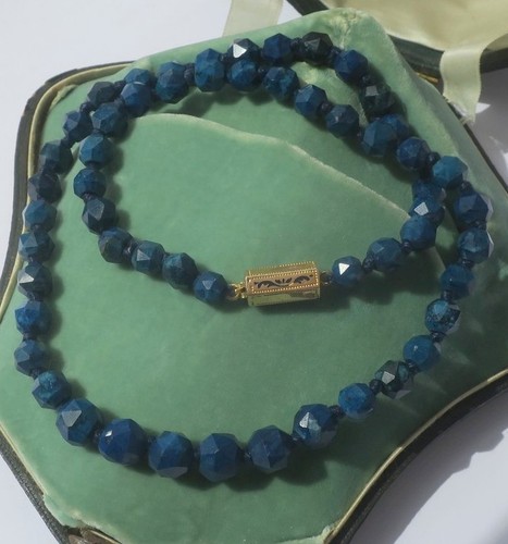 Collier ancien pierre bleue