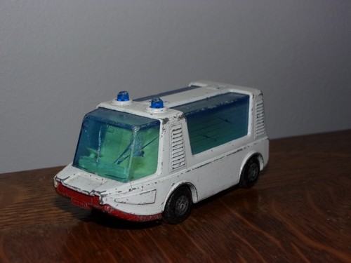Stretcha fetcha ambulance - stretcha,