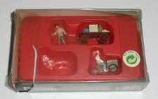 Vendeur De Glaces Et Chariot