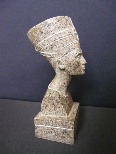 Buste nefertiti granit - en,