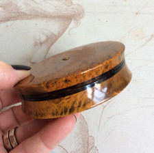 Tabatière Boite à Mouche XIXème Loupe de Bois et Ecaille