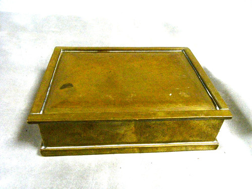 Ancienne boite timbre - boite, a