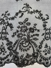 DENTELLE ANCIENNE - VOILETTE