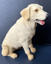 Figurine de Labrador Retriever en Résine, Peinture à la Main - Hauteur 9cm