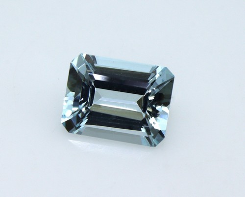Emerald cut aquamarine 2x7 - emerald, 9.2x7