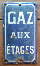 Ancienne plaque émaillée bombée GAZ AUX ETAGES années 20  loge loft  25x14cm