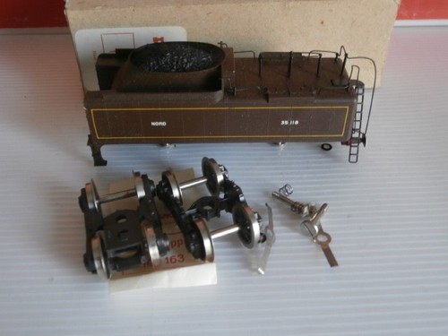 Neuf sncf tender non - non, motorise