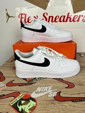 Baskets Basses Blanches Nike