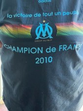 tee shirt de l'OM   CHAMPION DE FRANCE 2010  MAILLOT OFFICIEL)