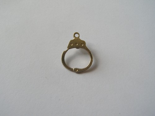 Pins police menotte - pins,