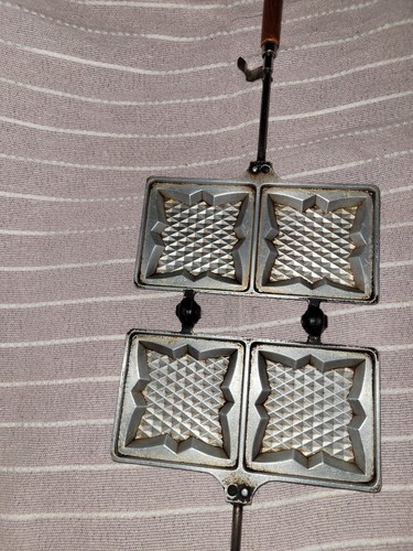 Ancien gaufrier non - gaufrier,
