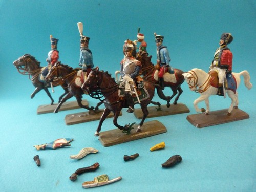 Mokarex figurines - -,