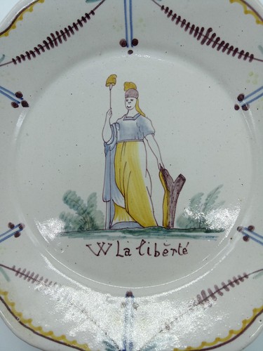 1290 assiette - ),