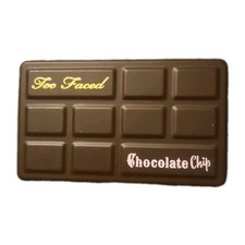 Too Faced Matte Chocolate Chip