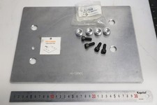 Outil plaque de support moteur HARLEY DAVIDSON HD-52960 inclus vis HD-52960-BK