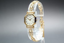 Montre femme vintage presque