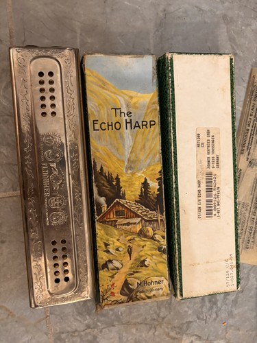 Grand ancien harmonica - grand,