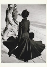 Photo carte postale vierge ROBE DIOR 1947  TBE Richard AVEDON