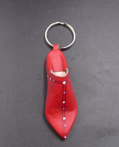 Porte clés babouche - porte-clés,