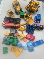 LEGO DUPLO Lot de duplo cars camion grue engin de chantier divers env 1,650 kg