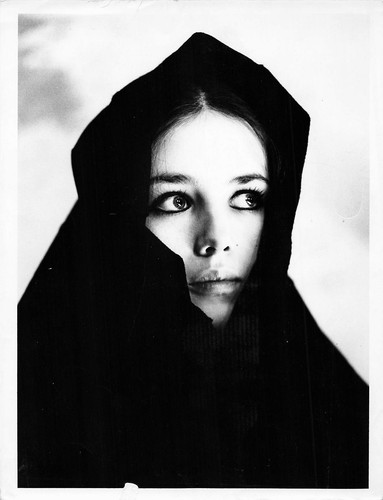 Isabelle adjani maison de - isabelle,