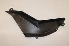 Demi flanc de selle droit