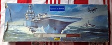 MAQUETTE HELLER PORTE AVIONS LE CHARLES DE GAULLE 1/400 REF 81072