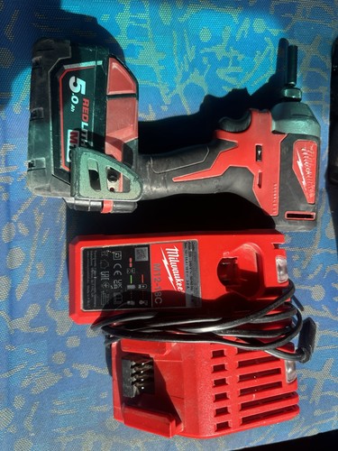 Milwaukee m12 tournevis - milwaukee, à