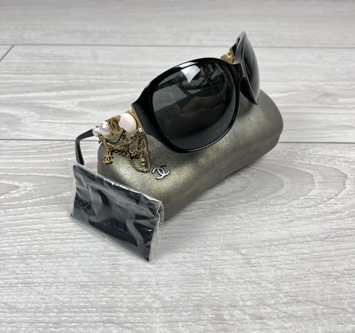 Lunettes soleil chanel - de,