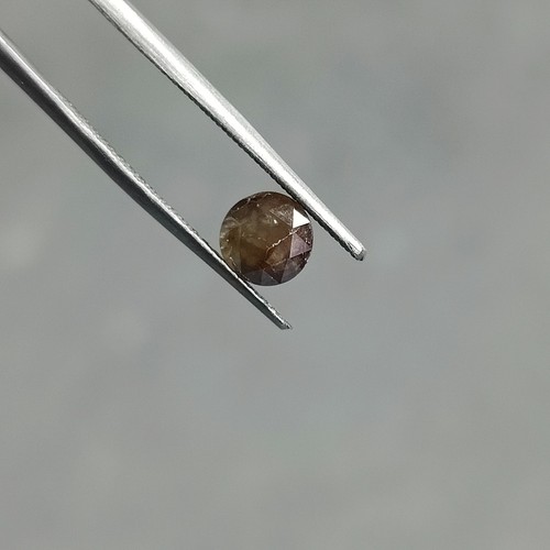 Diamant naturel taille - taille, rose