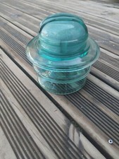 Isolateur électrique en verre