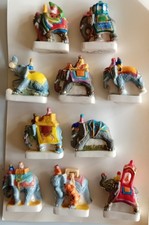 serie de 10 feves les elephants de parade 2006 alcara epi folie