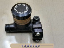 maitre cylindre de frein avant