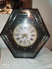 Grande horloge Oeil de boeuf décor de nacre