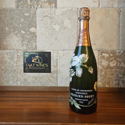 97pts 1982 perrier - 1982, jouet